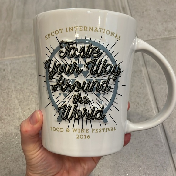 Disney Coffee mug - Picture 8 of 8